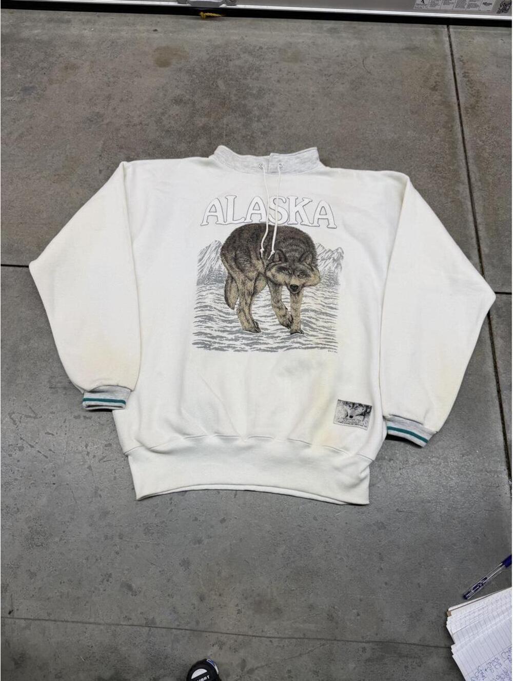 vintage alaska wolf destination nature animal white quarter zip sweatshirt xl